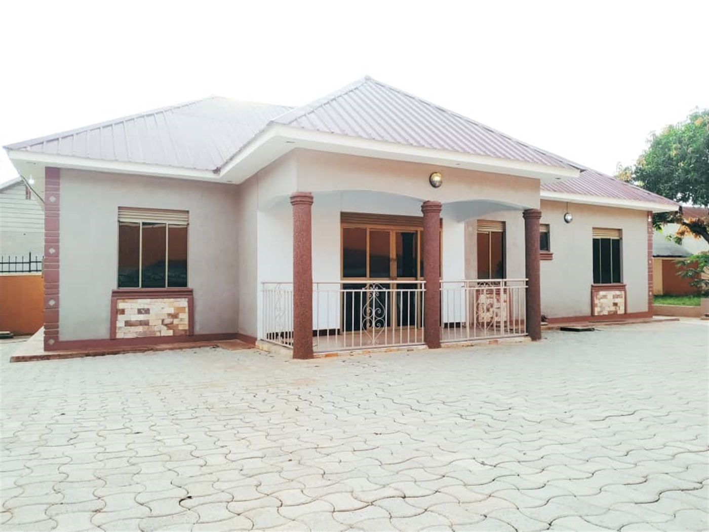 Bungalow for sale in Bweyogerere Wakiso