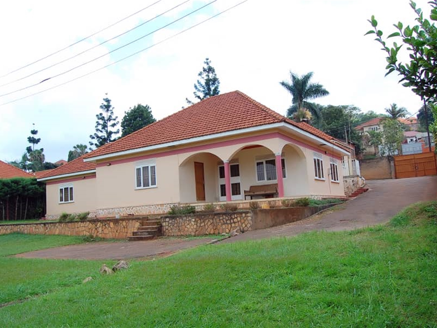 Bungalow for sale in Mbuya Kampala