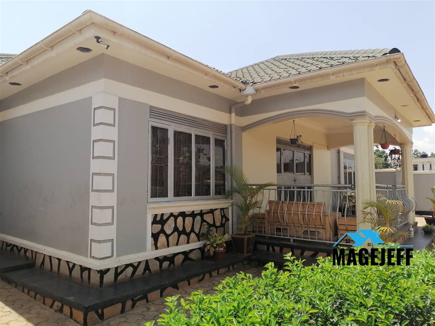 Bungalow for rent in Kulambilo Kampala