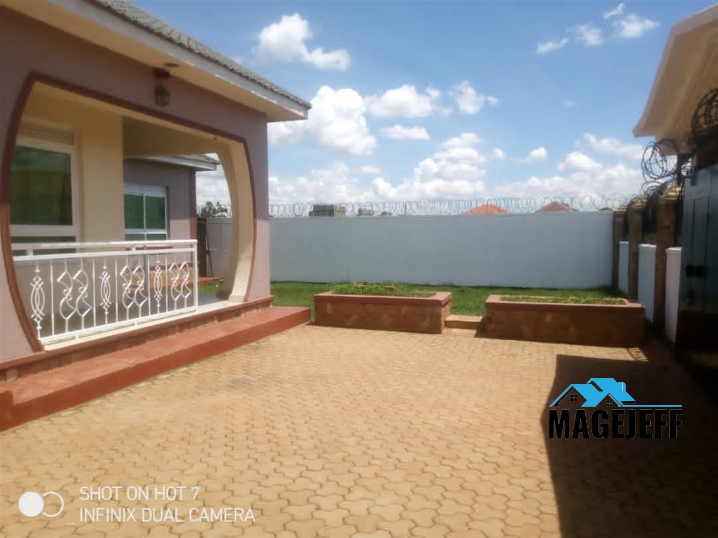 Bungalow for sale in Kira Wakiso