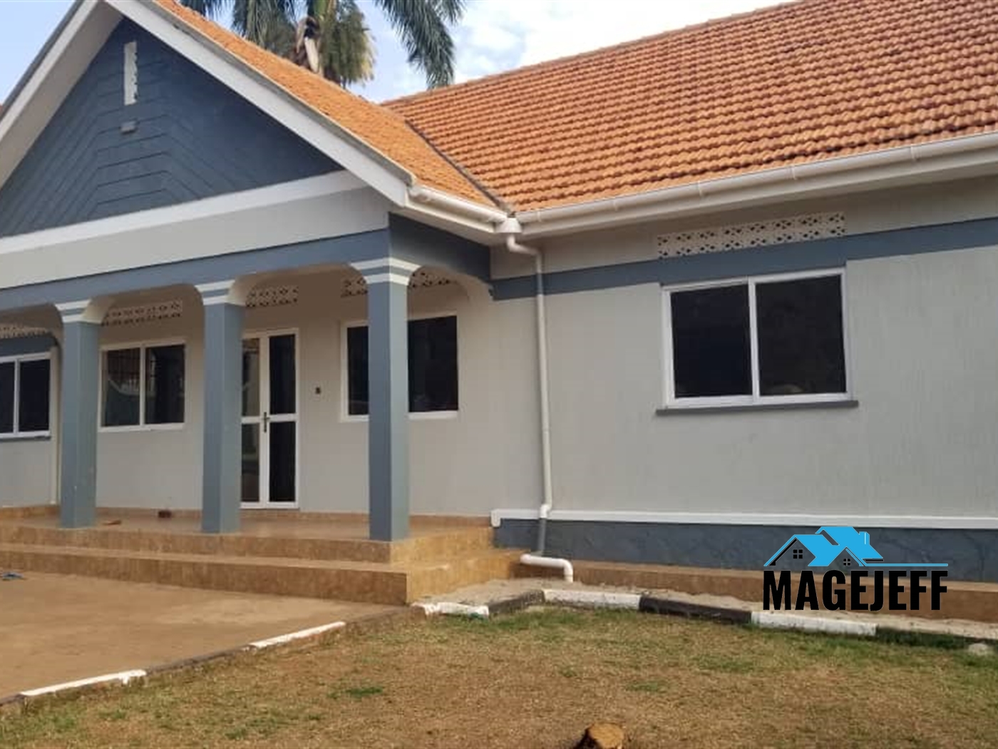 Bungalow for sale in Kiwaatule Kampala