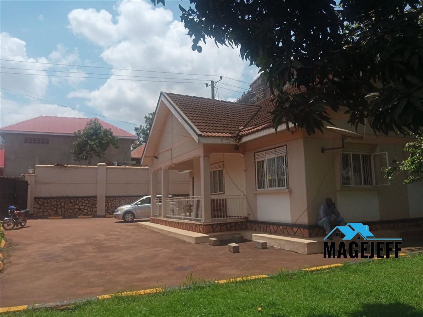 Bungalow for sale in Bukoto Kampala