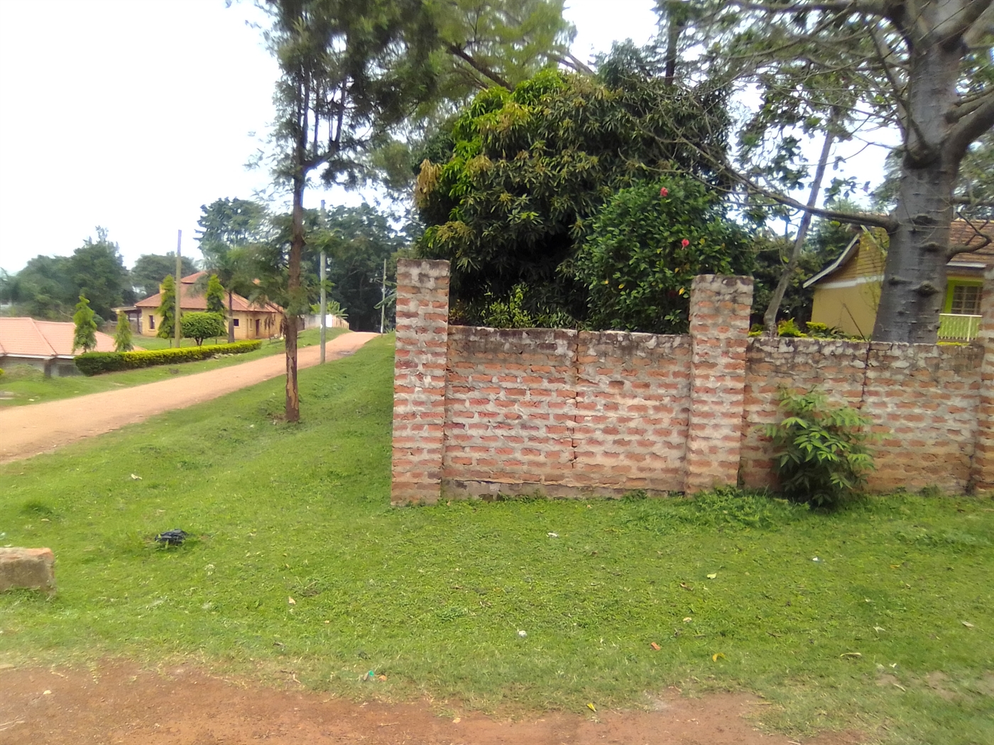 Bungalow for sale in Seniorquarter Mbaale