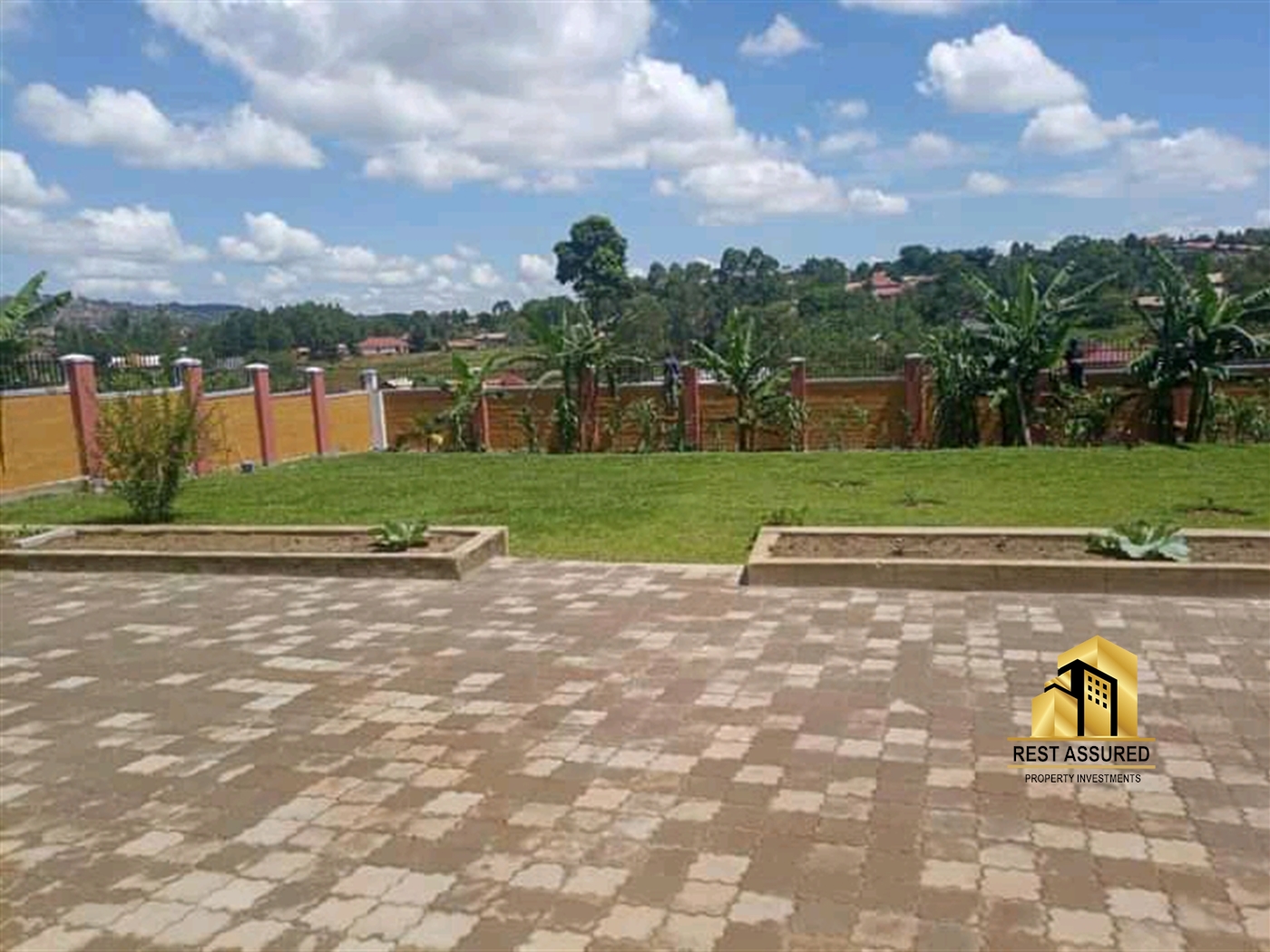 Duplex for sale in Katale Kampala