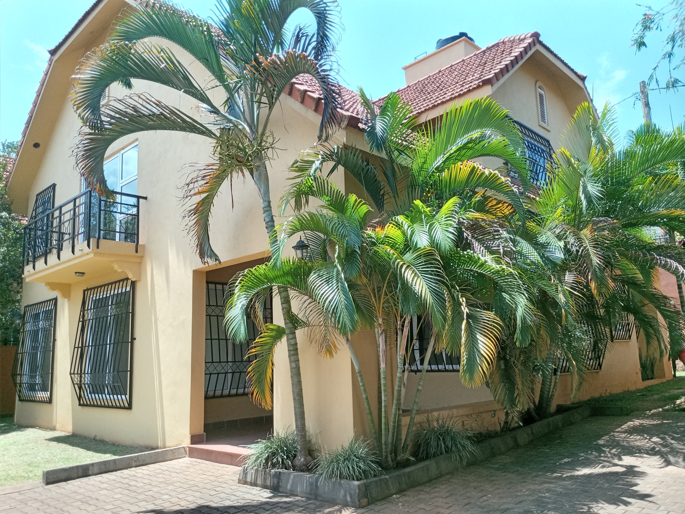 Duplex for rent in Lubowa Kampala