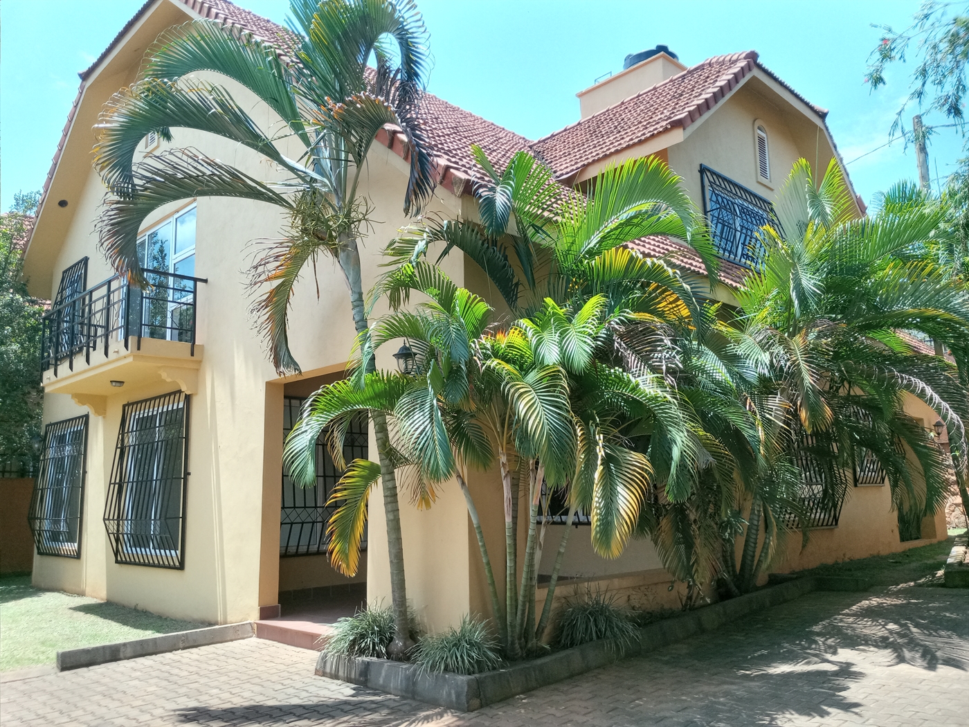 Duplex for rent in Lubowa Kampala