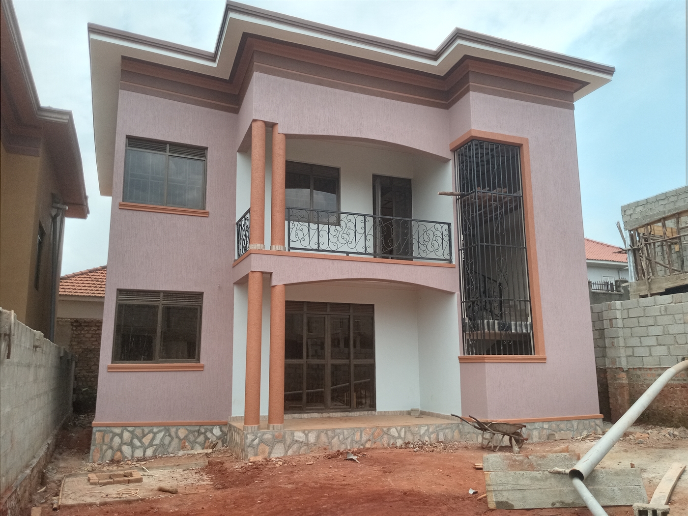 Storeyed house for sale in Nalumunye Wakiso