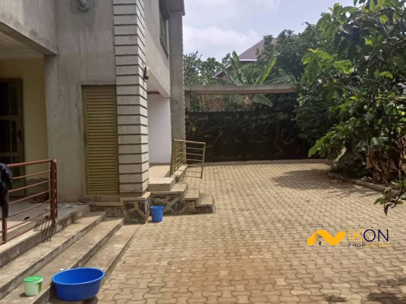 Storeyed house for sale in Namanve Wakiso