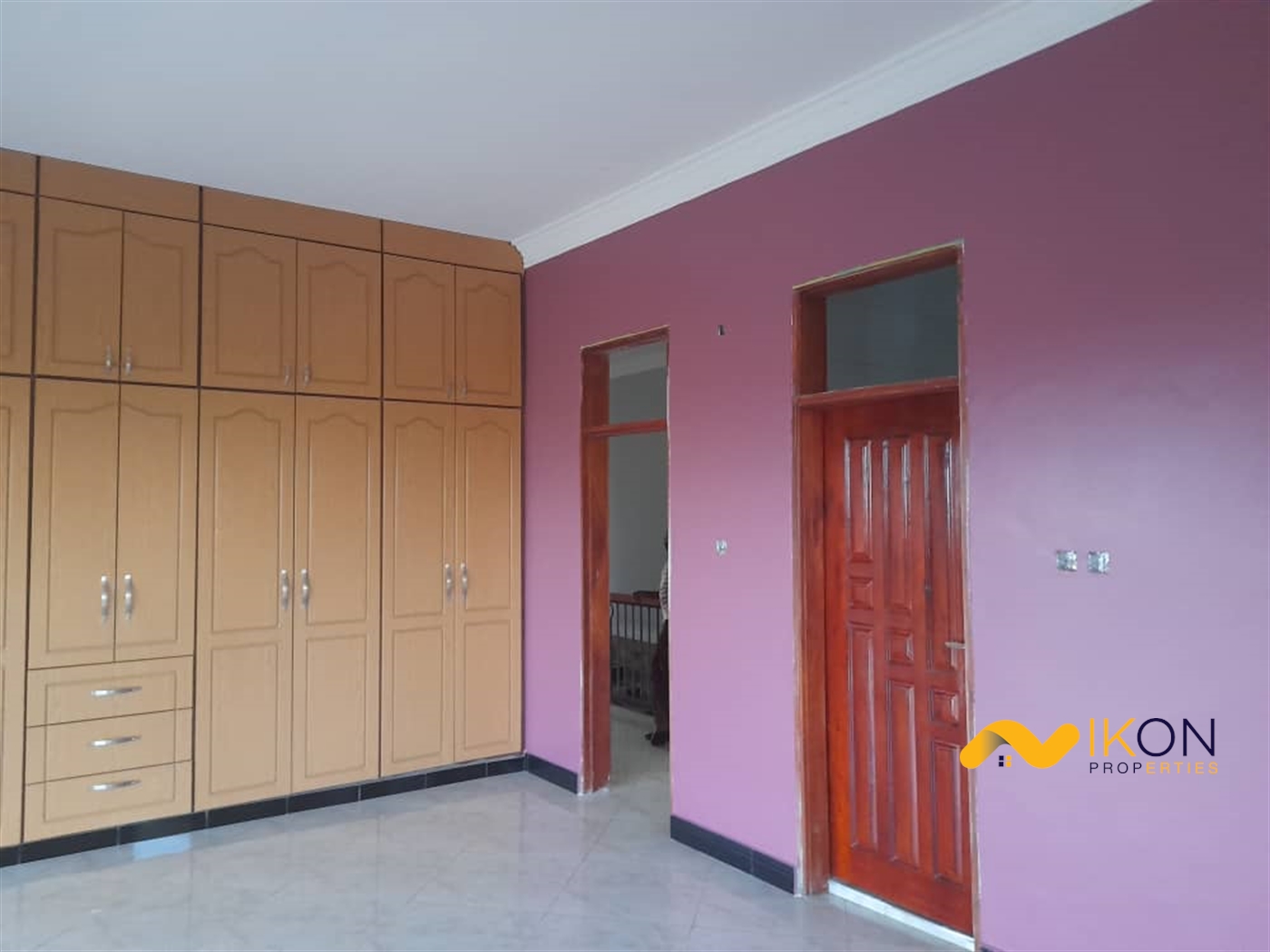 Storeyed house for sale in Bwebajja Wakiso