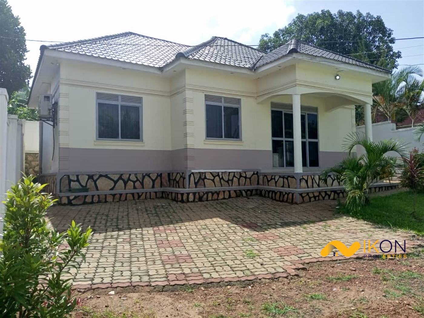 Bungalow for sale in Seguku Wakiso