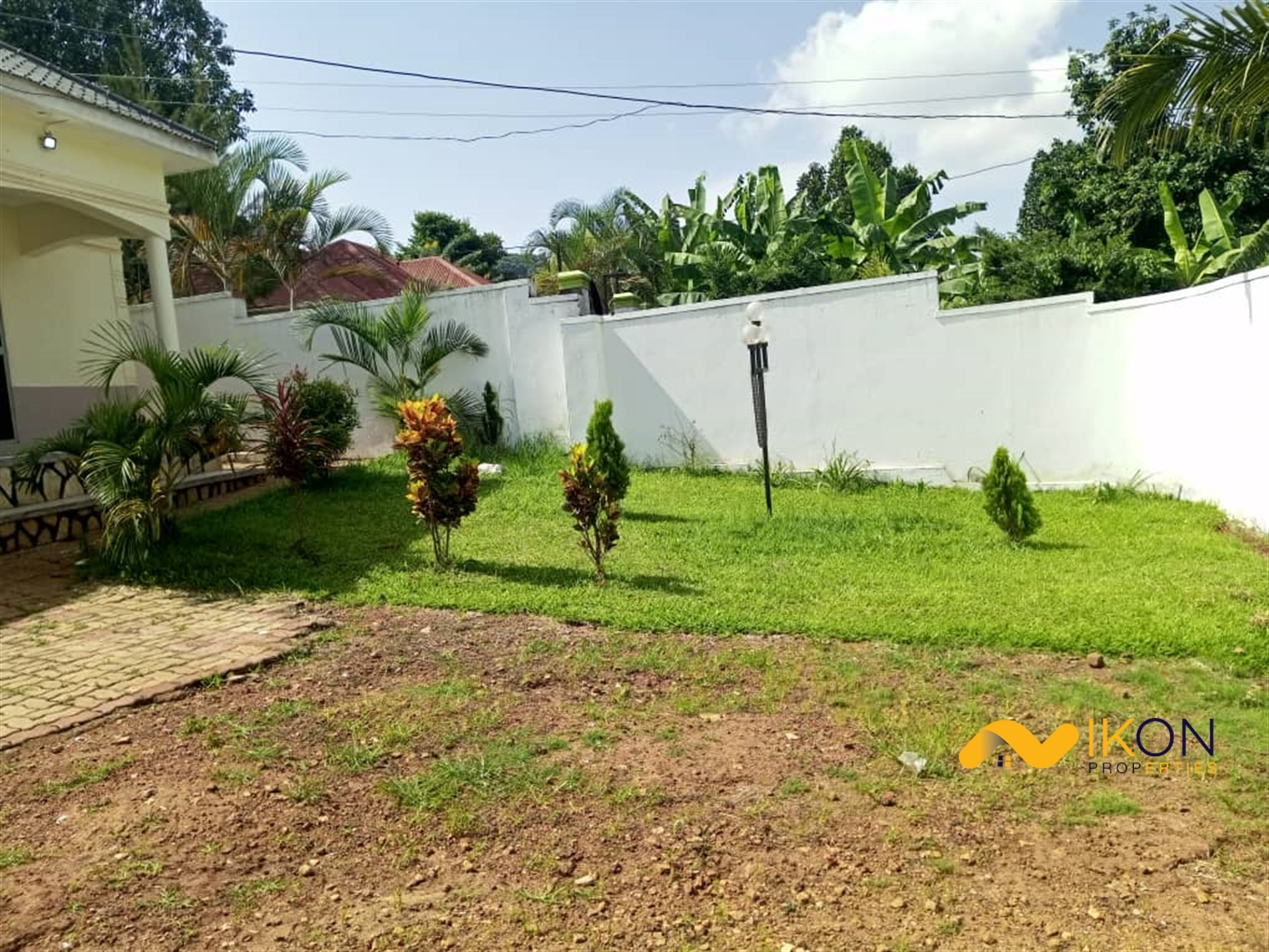 Bungalow for sale in Seguku Wakiso