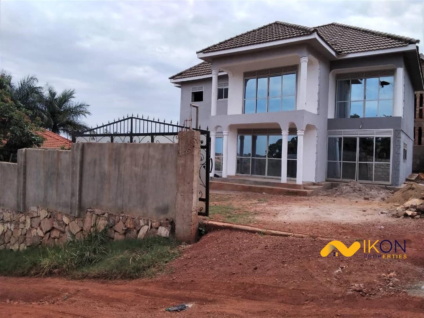 Storeyed house for sale in Akright Wakiso