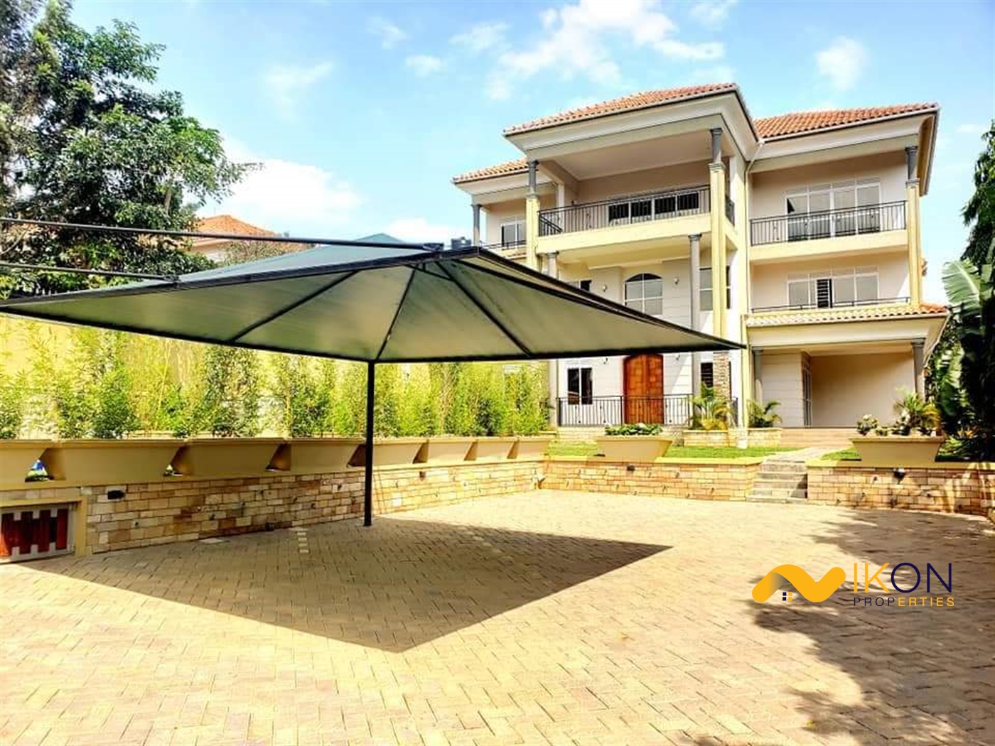 Mansion for sale in Muyenga Kampala