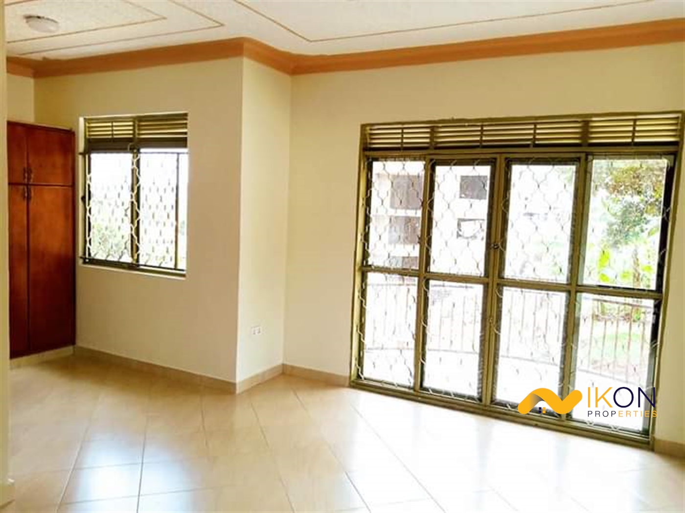 Storeyed house for sale in Seguku Wakiso