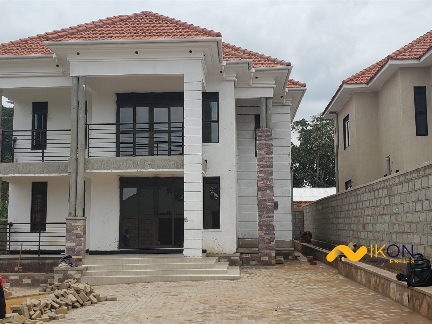 Storeyed house for sale in Seguku Wakiso