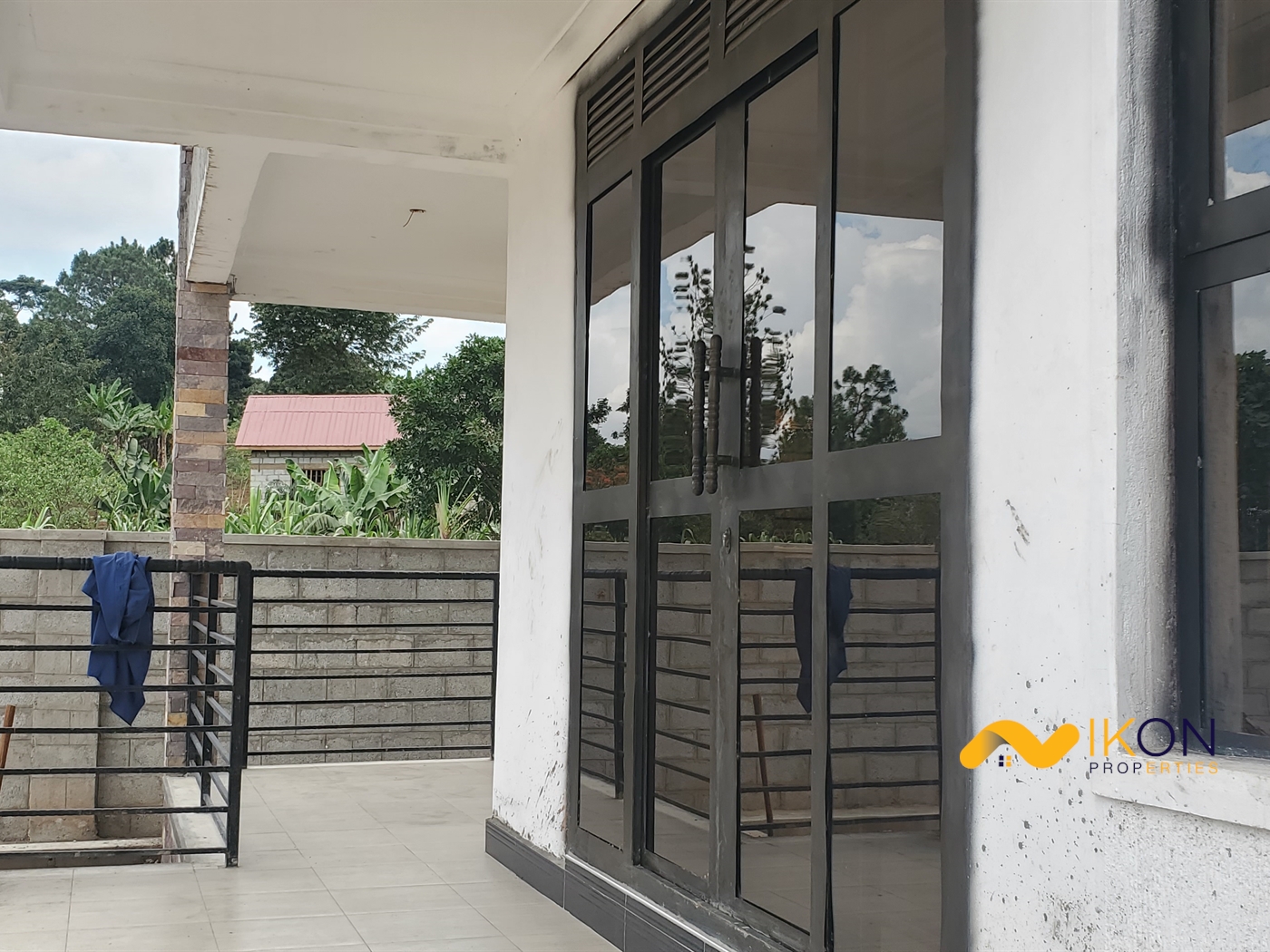 Storeyed house for sale in Seguku Wakiso