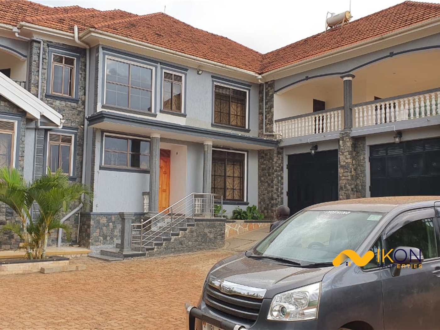 Mansion for sale in Bwebajja Wakiso