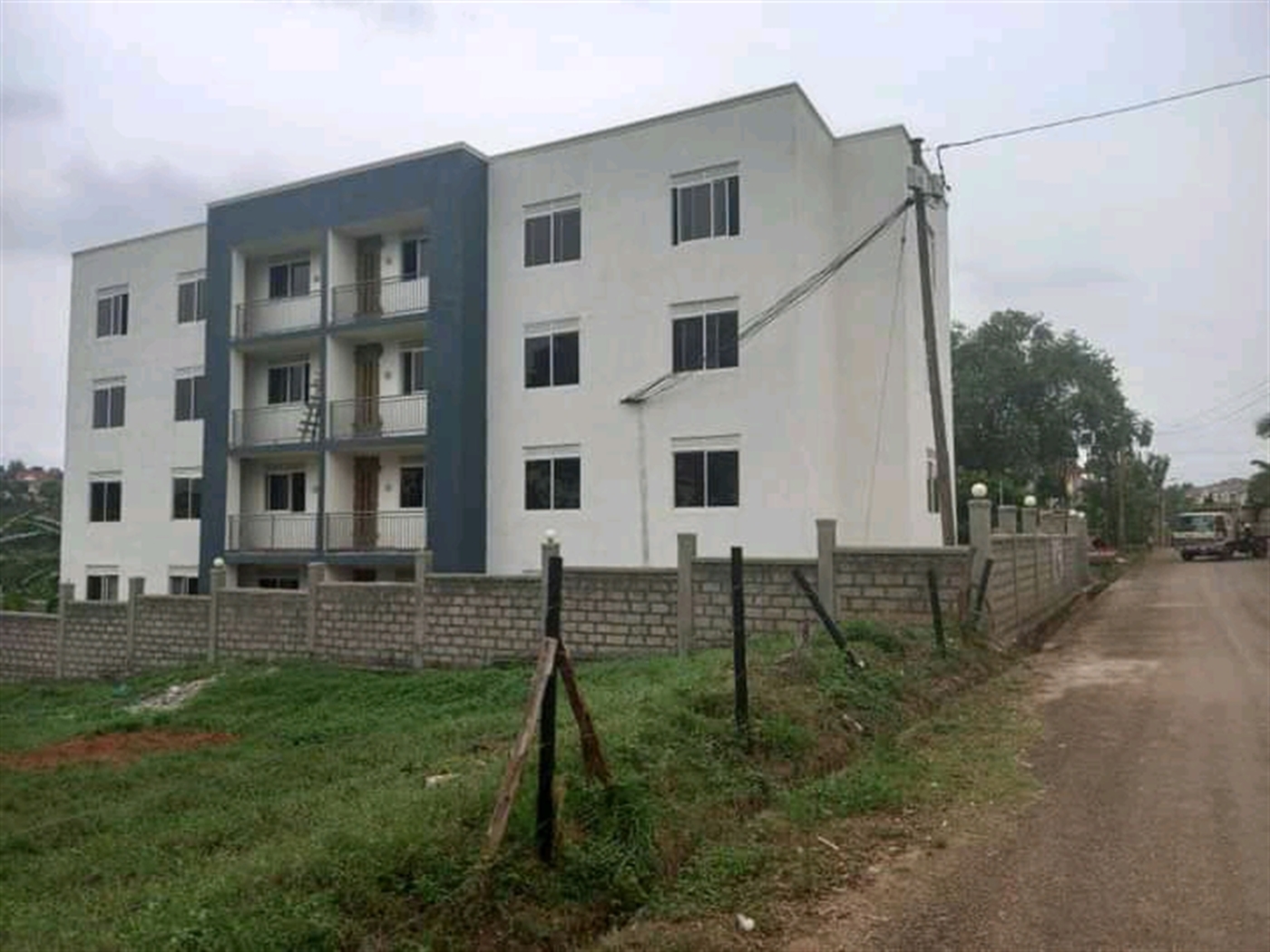 Apartment for sale in Kiwaatule Wakiso