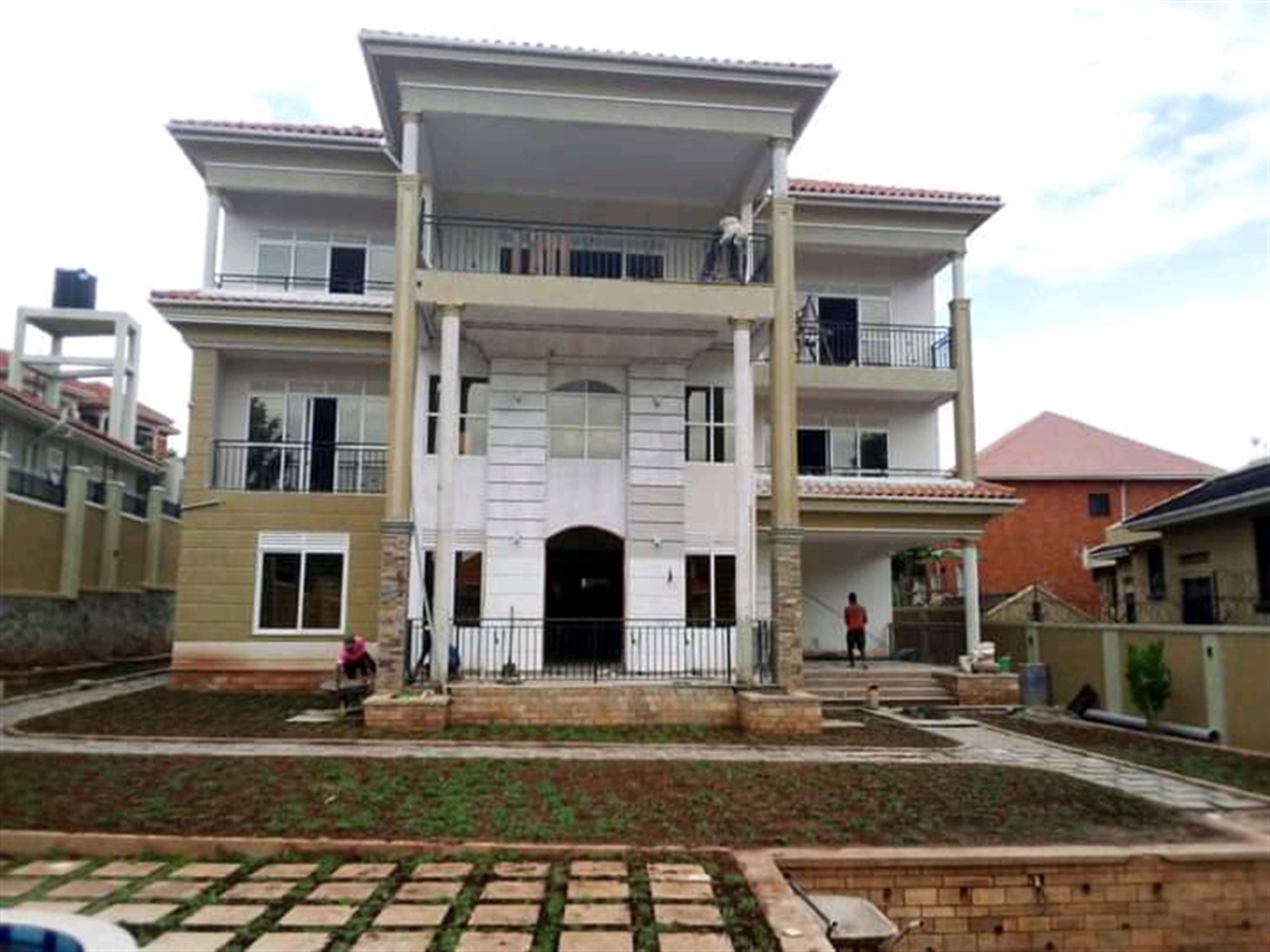 Mansion for sale in Muyenga Wakiso