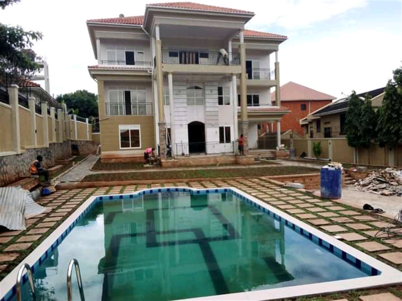 Mansion for sale in Muyenga Wakiso