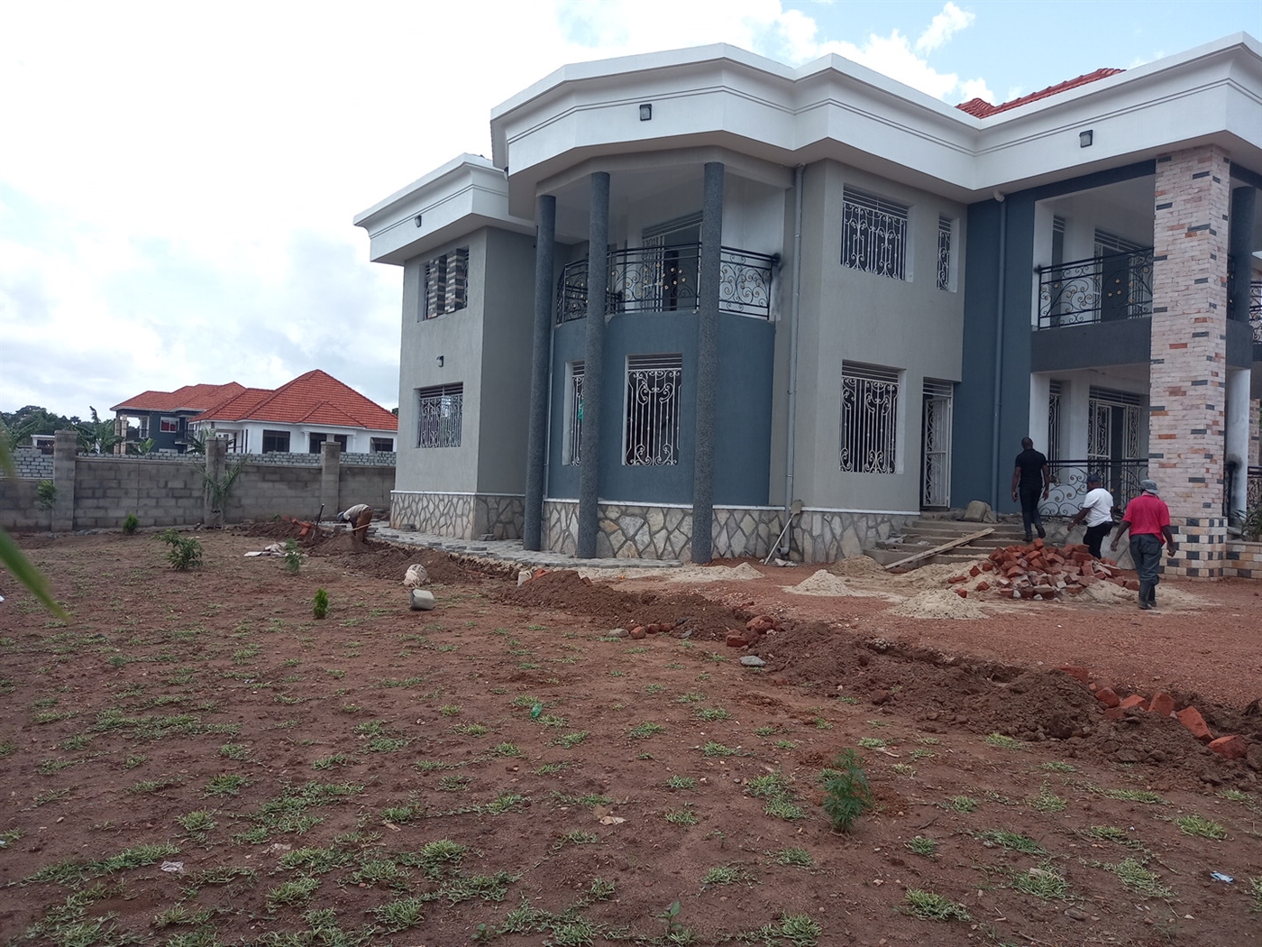 Mansion for sale in Lubowa Wakiso