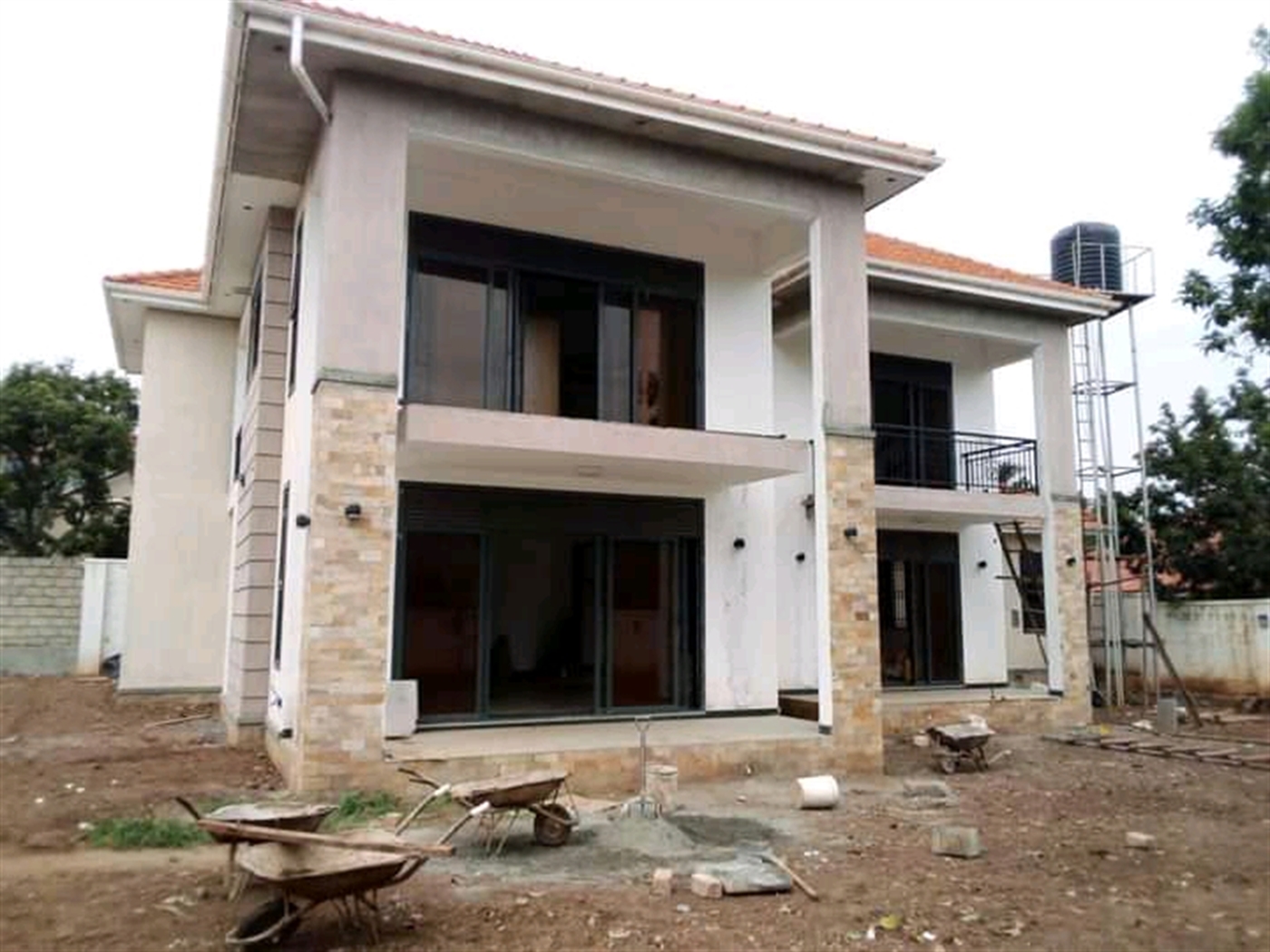 Mansion for sale in Muyenga Wakiso