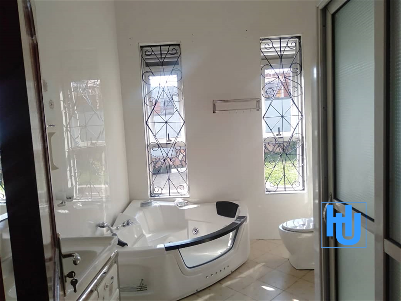 Bungalow for sale in Kitende Wakiso