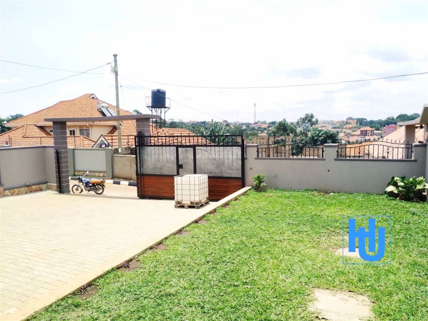 Mansion for sale in Najjera Wakiso