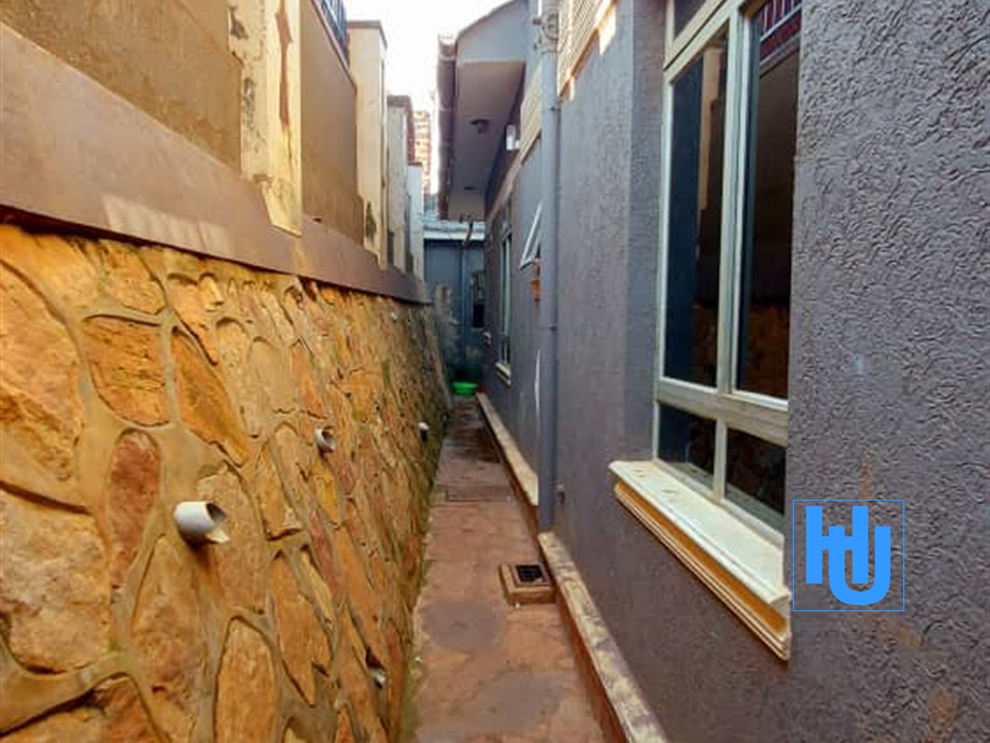 Mansion for sale in Ndejje Wakiso