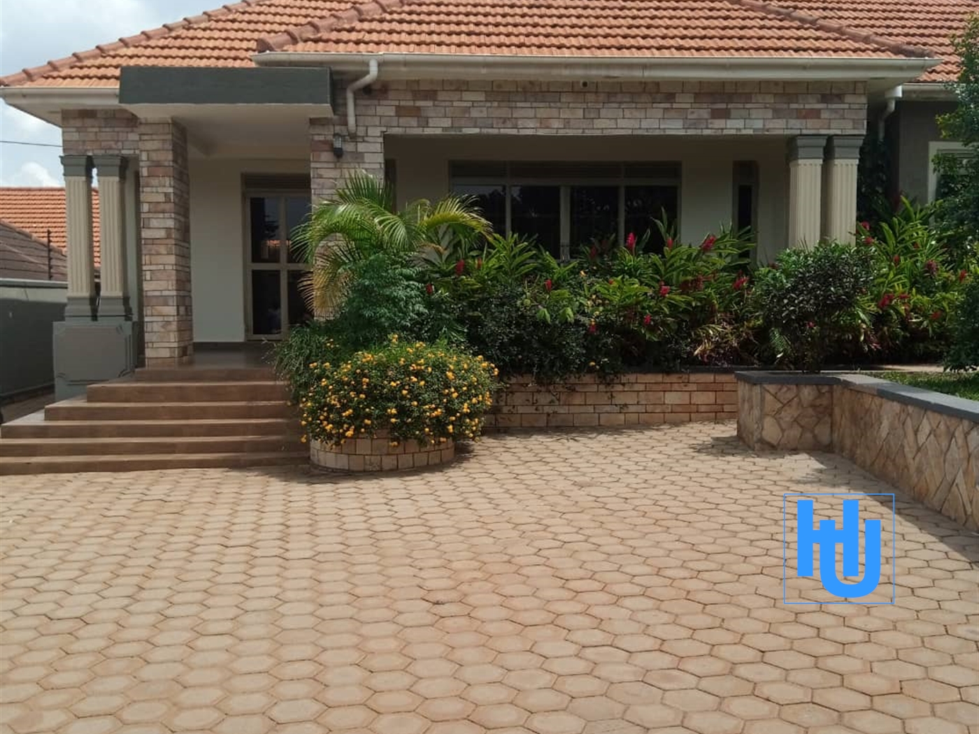 Bungalow for sale in Bwebajja Wakiso