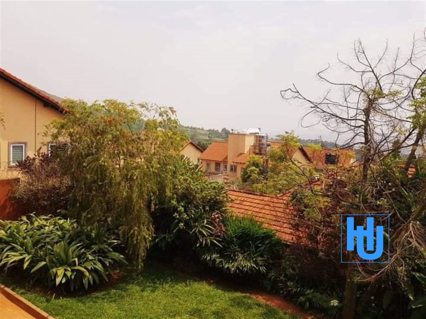 Mansion for sale in Lubowa Wakiso