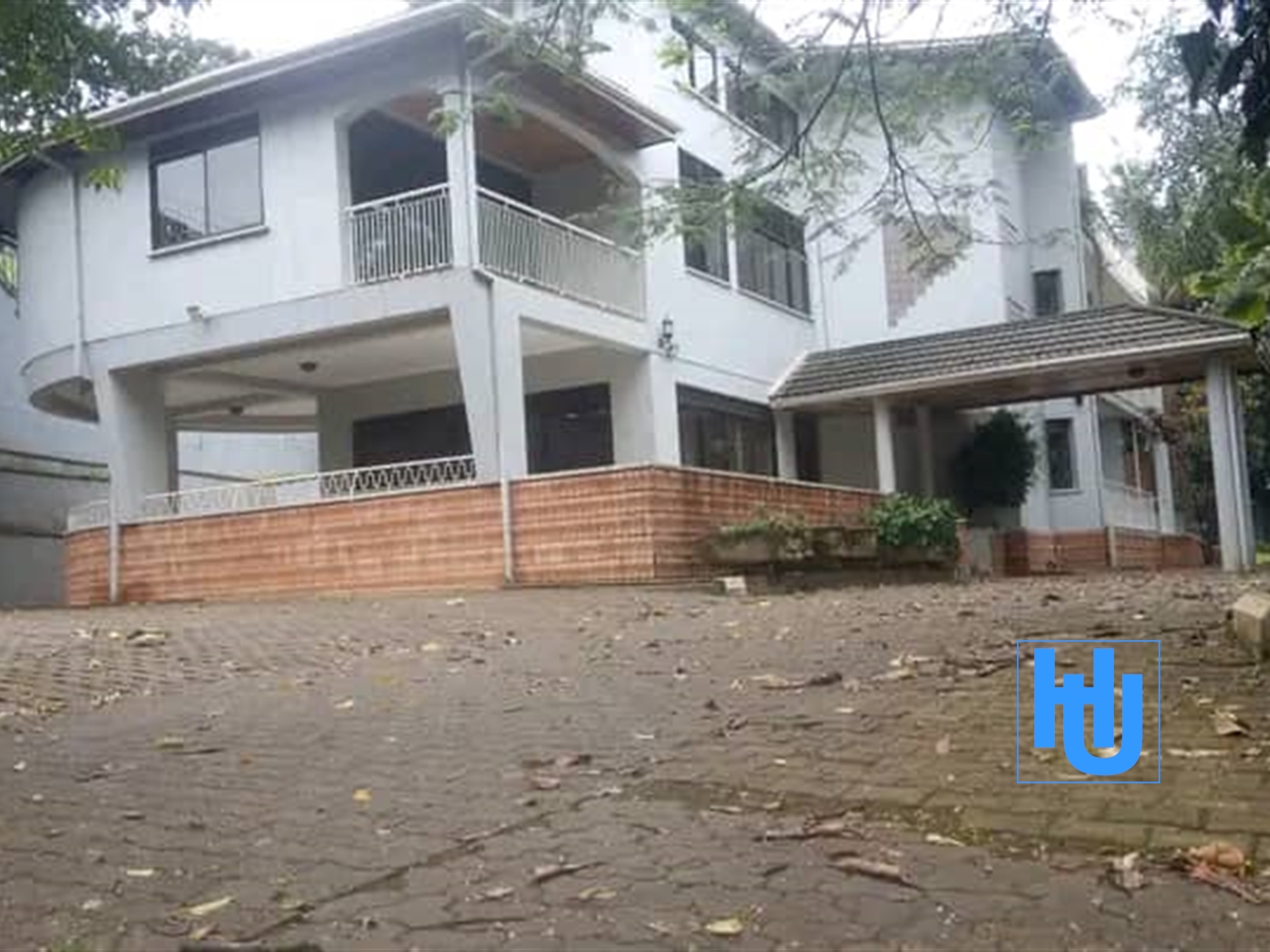 Mansion for rent in Kololo Wakiso