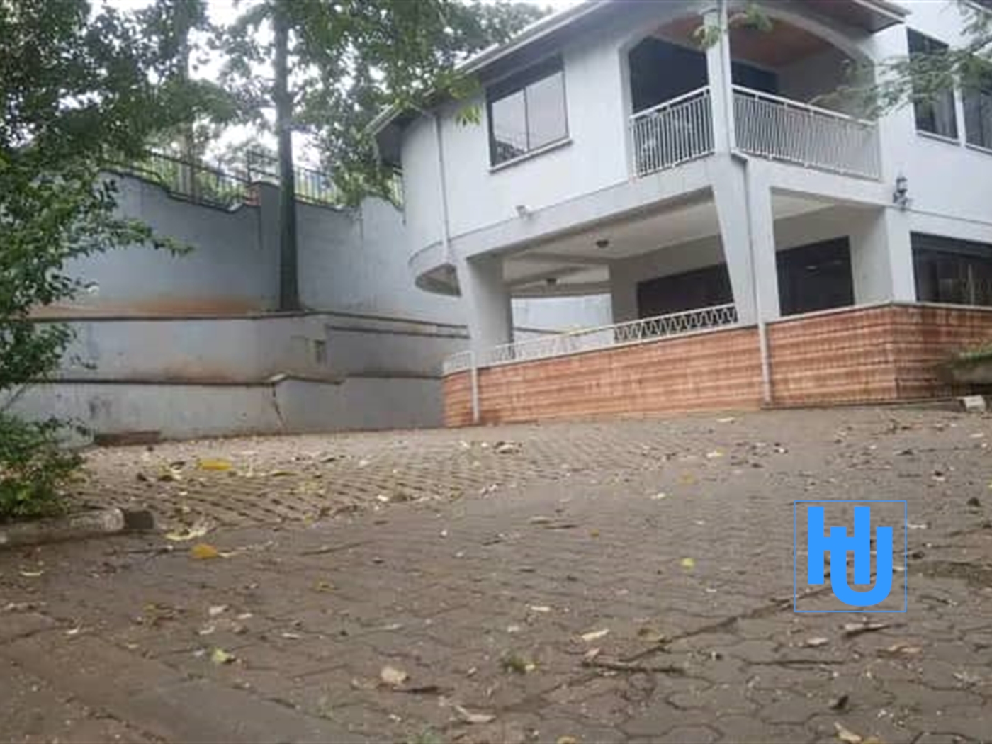 Mansion for rent in Kololo Wakiso