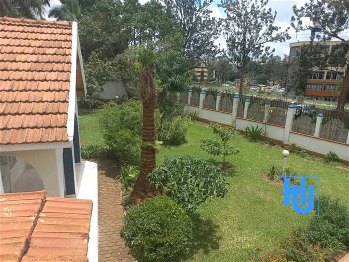 Bungalow for rent in Kololo Kampala