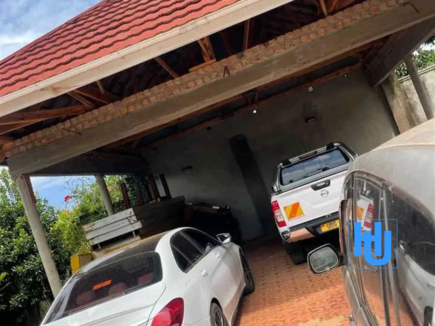 Mansion for sale in Munyonyo Wakiso