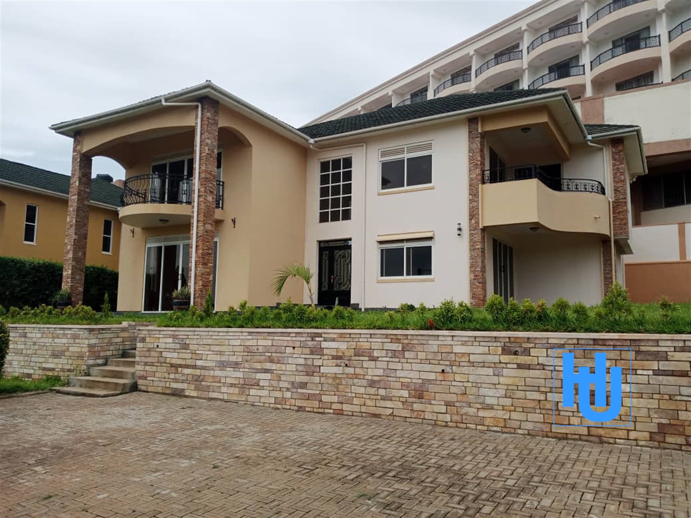 Mansion for sale in Bwebajja Wakiso