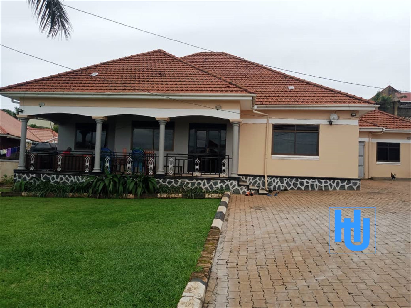 Bungalow for sale in Bwebajja Wakiso