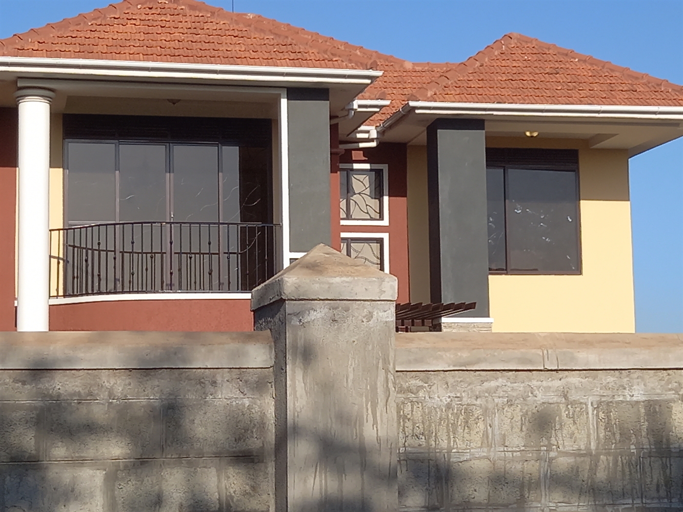 Storeyed house for sale in Kanyanya Kampala