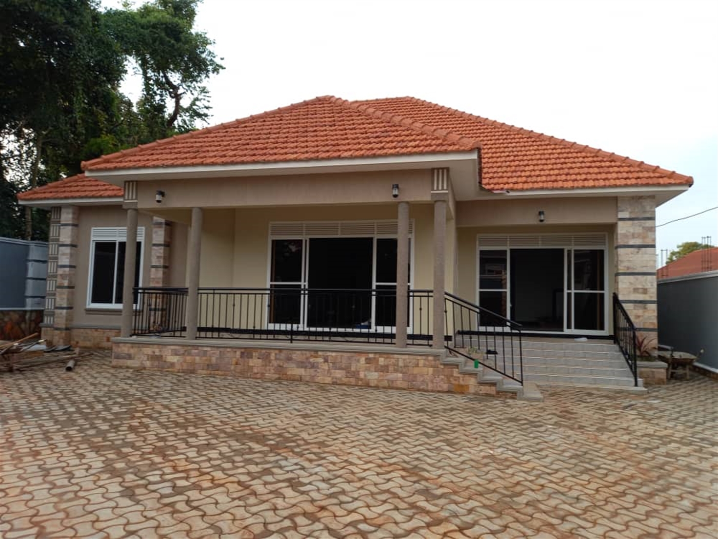 Bungalow for sale in Kira Wakiso