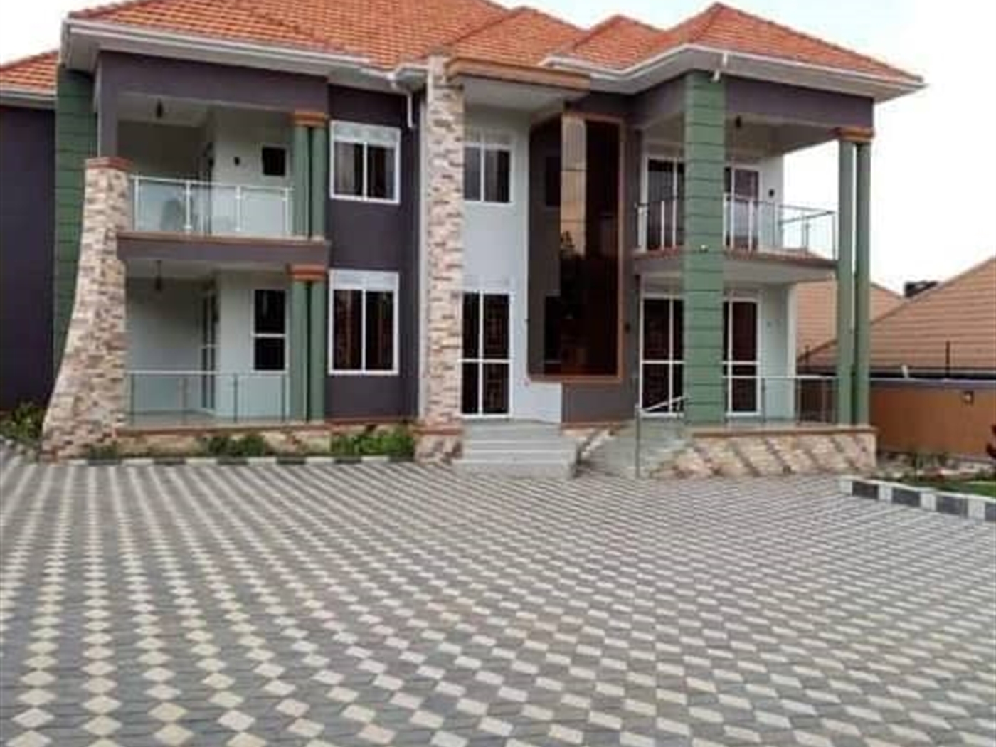 Storeyed house for sale in Kira Wakiso