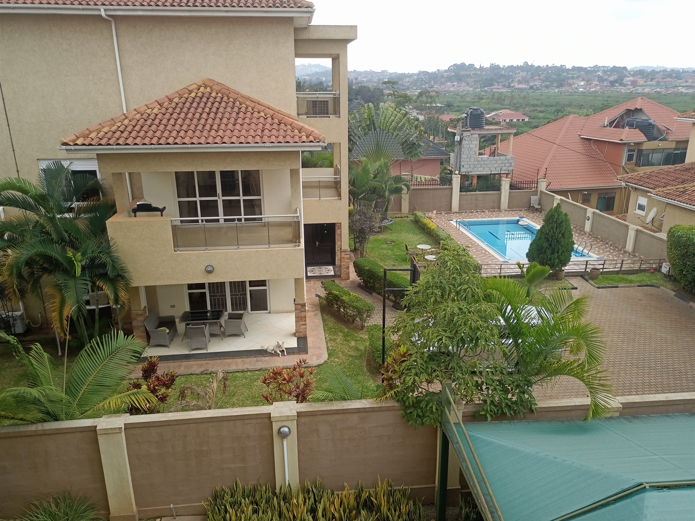 Storeyed house for rent in Munyonyo Kampala