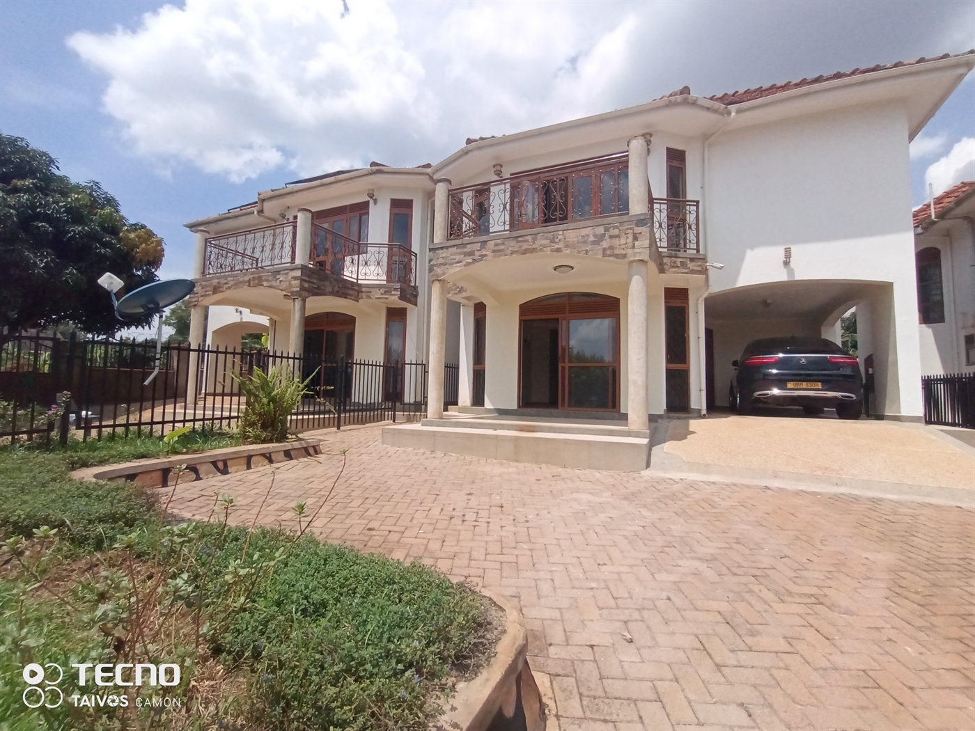 Town House for rent in Kawuku Kampala