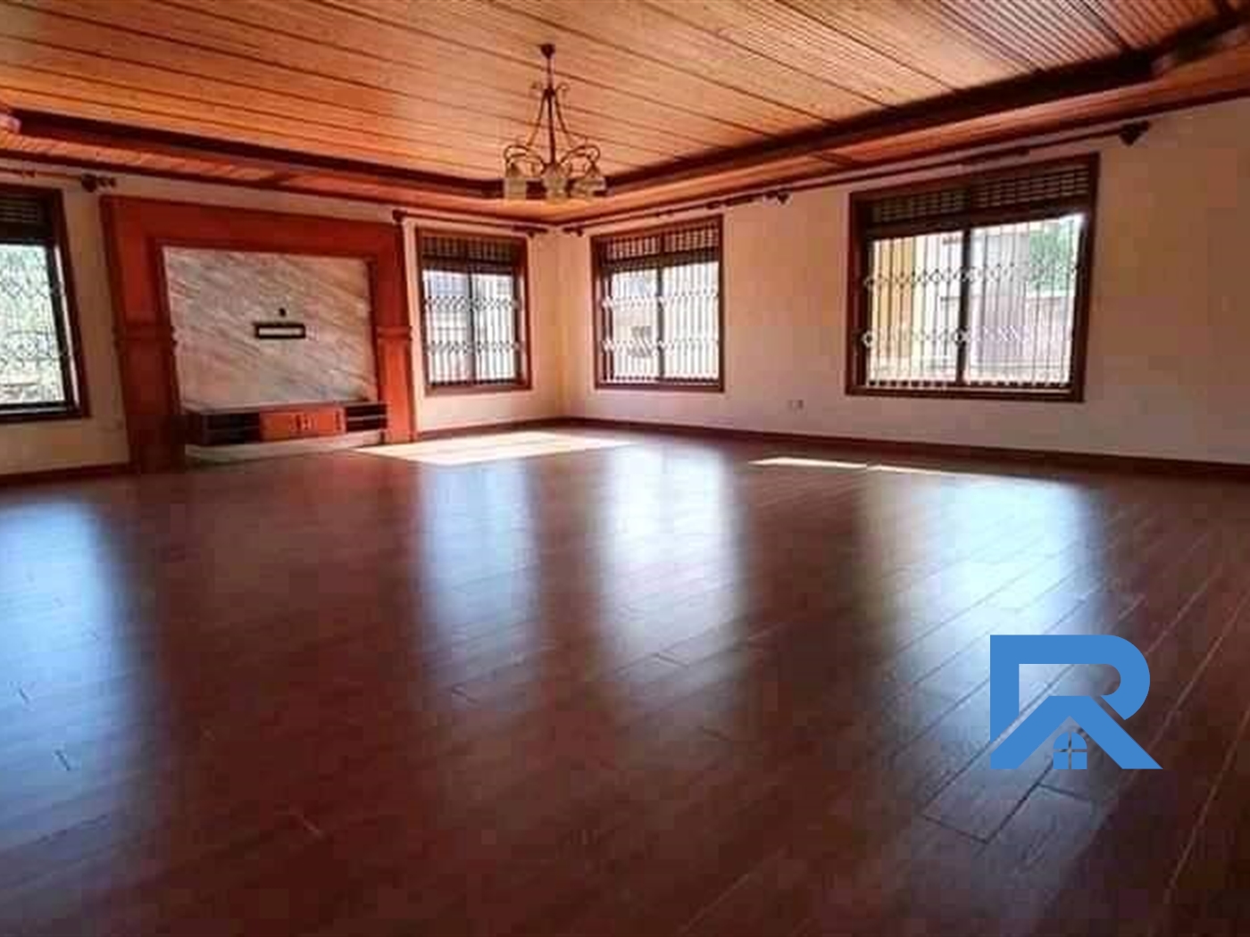 Mansion for sale in Muyenga Kampala