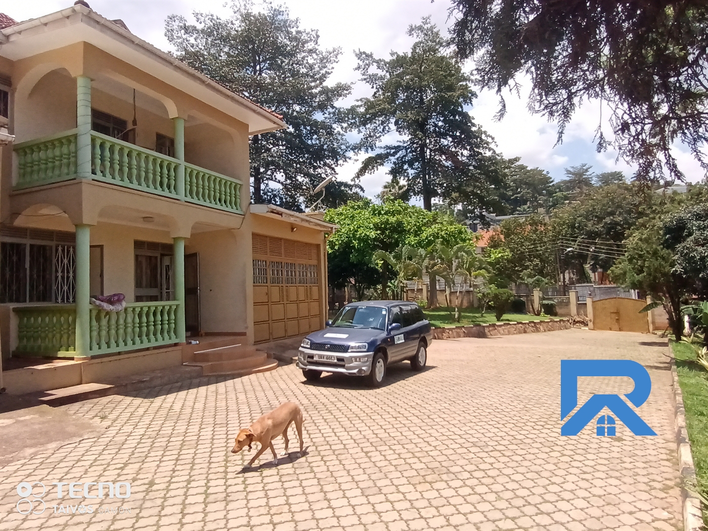 Duplex for rent in Muyenga Kampala