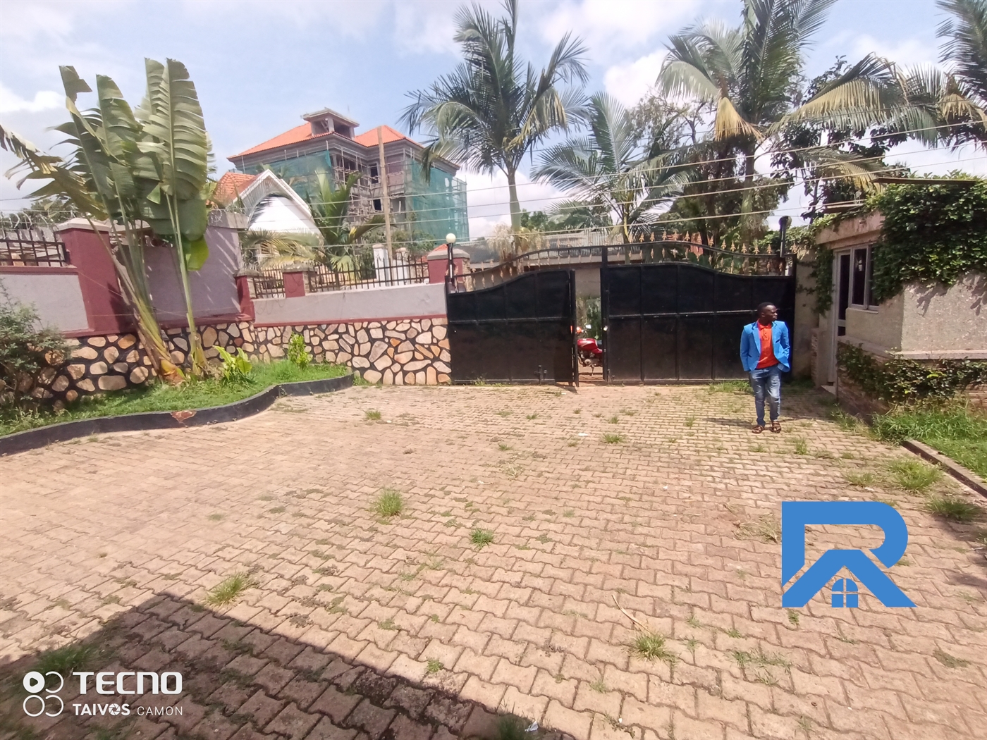 Bungalow for rent in Munyonyo Kampala