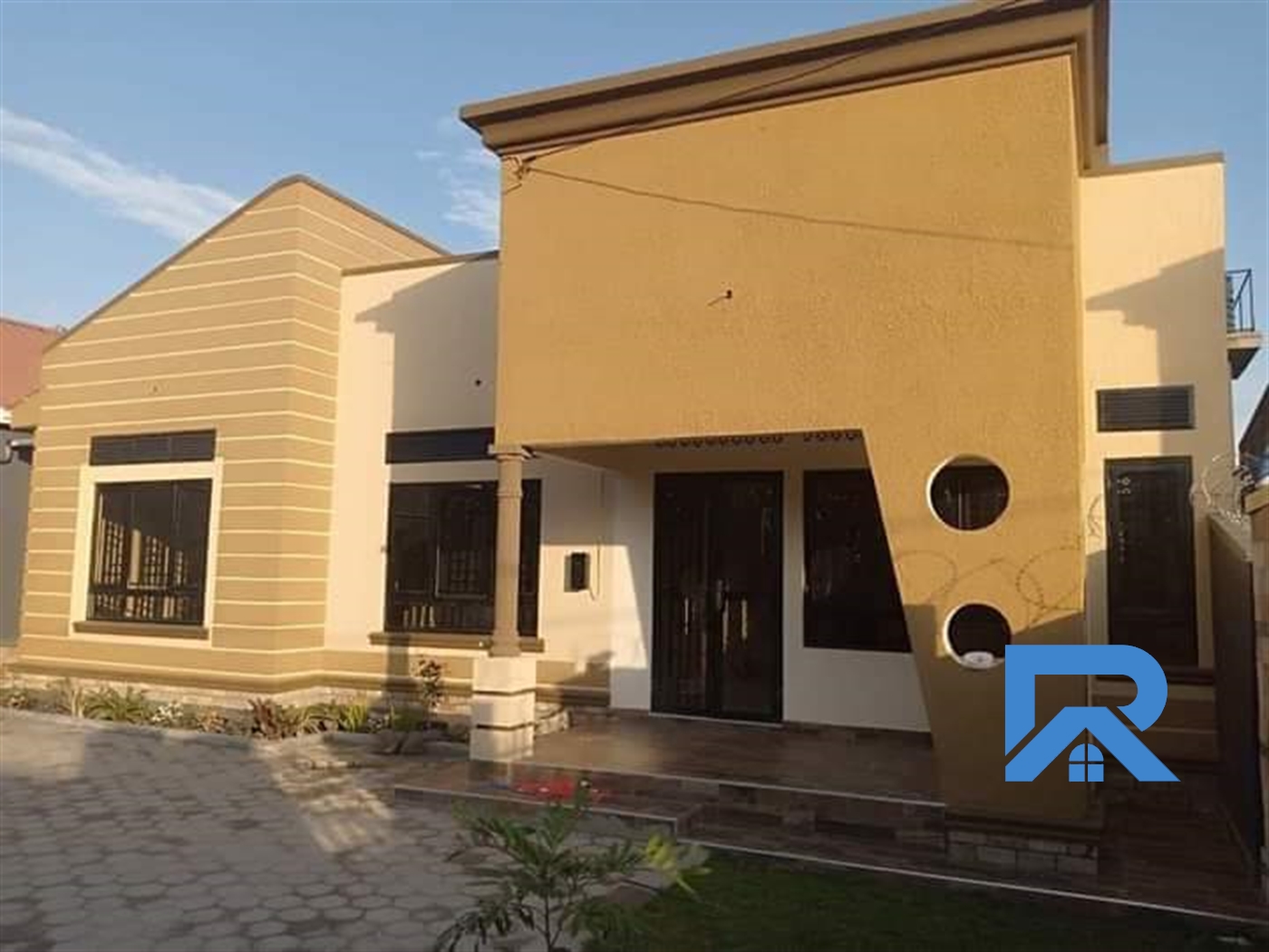 Villa for rent in Kirinya Kampala