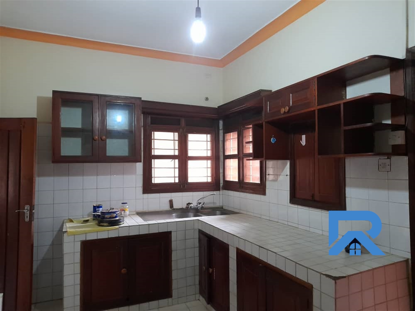 Bungalow for rent in Kitintale Kampala