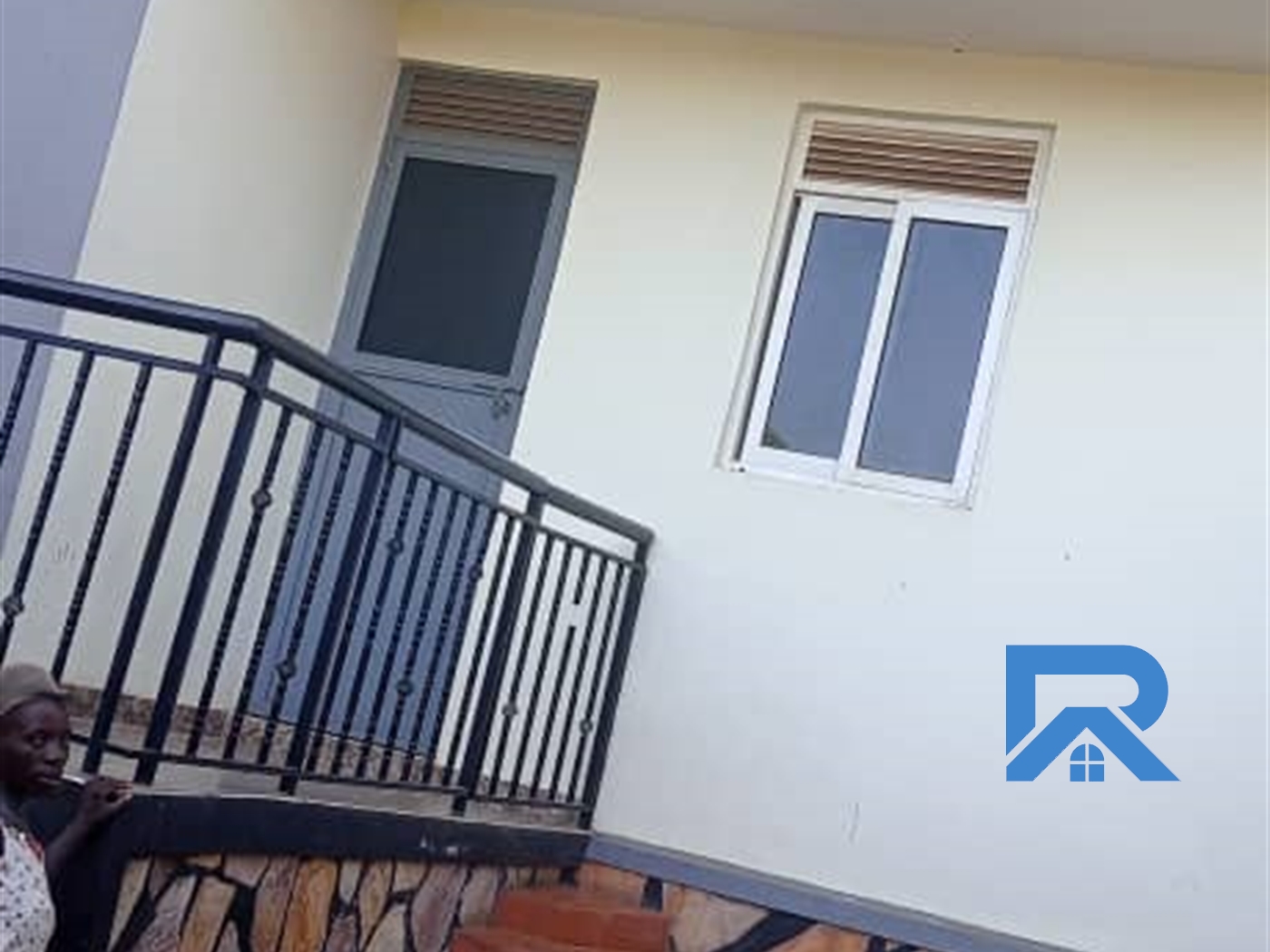 Storeyed house for rent in Kitende Kampala