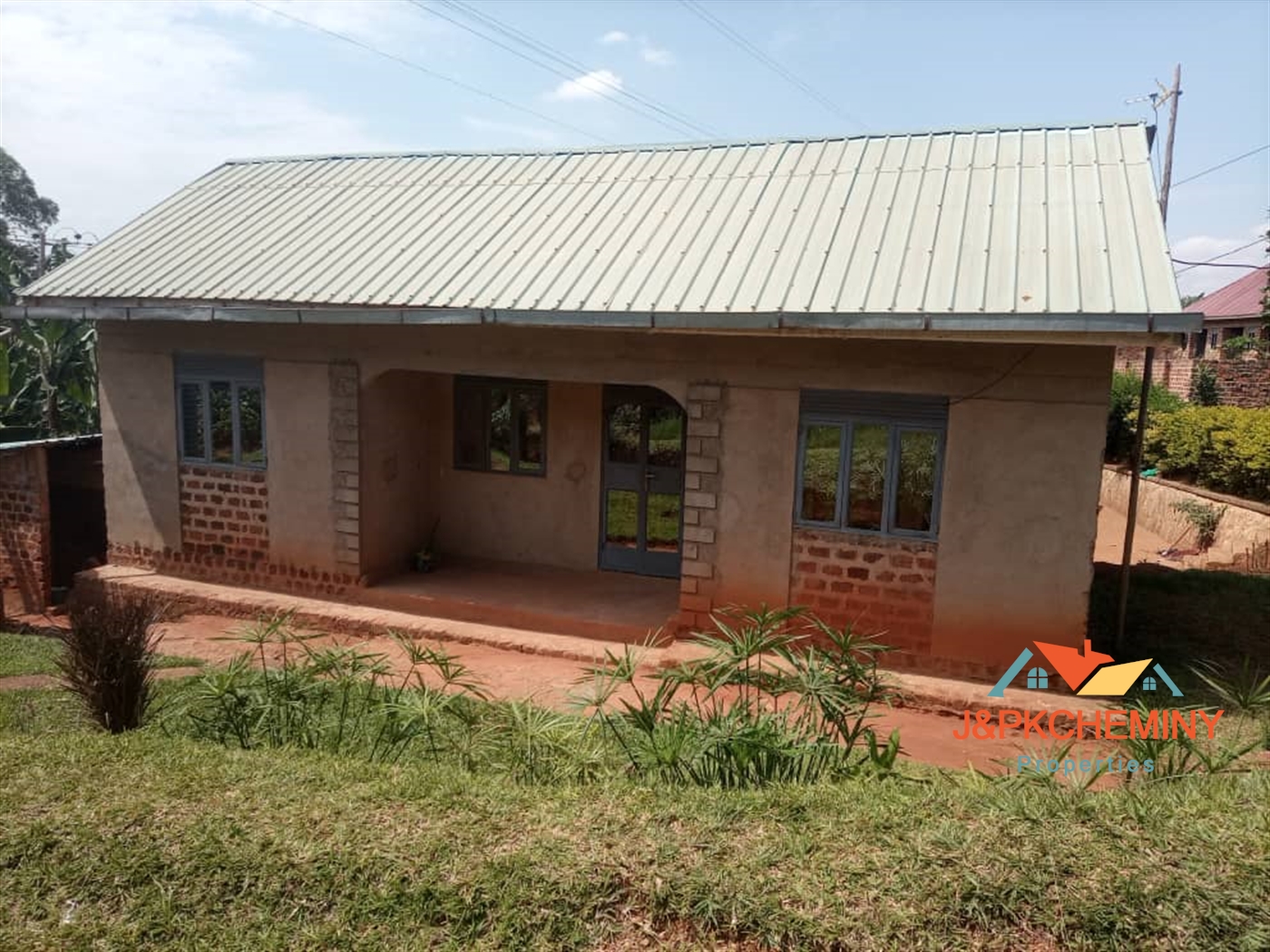 Bungalow for sale in Kisaasi Wakiso