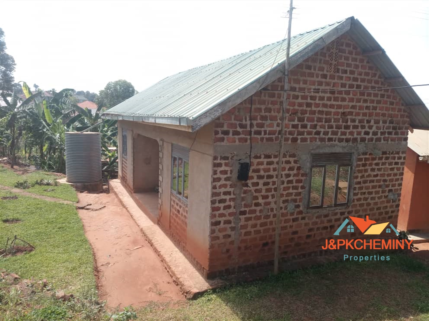 Bungalow for sale in Kisaasi Wakiso